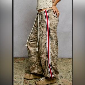 POL French Terry Stripes Camo